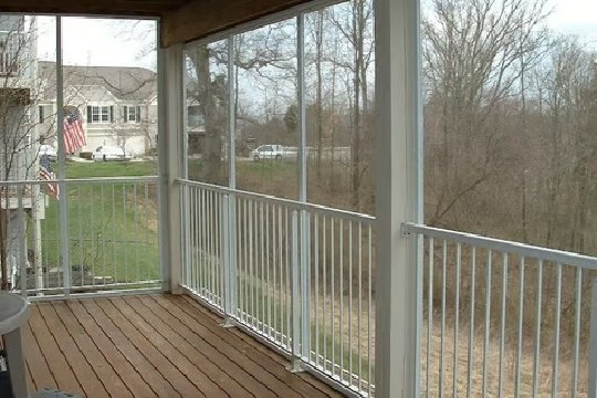 Railing for residential or commercial building